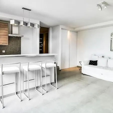 Laetitia Holiday home
